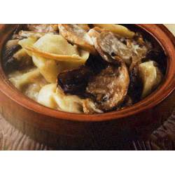 Пельмени с грибами в горшочках (2)