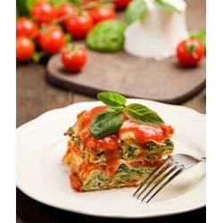 Лазанья с креветками и соусом песто