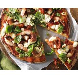 Пицца с креветками и соусом песто